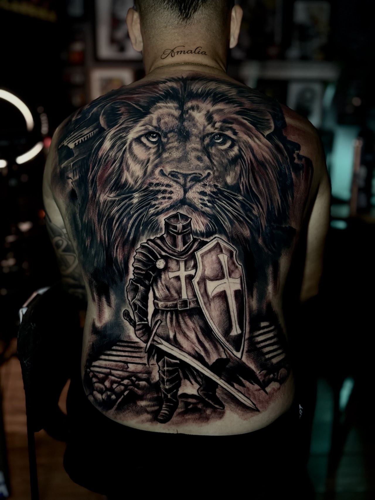 Tatuaje en progreso, Realismo Black & Grey en antebrazo